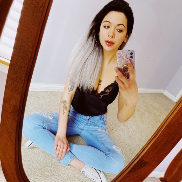 Meet your Posher, Trischa - Picture 2 of 3